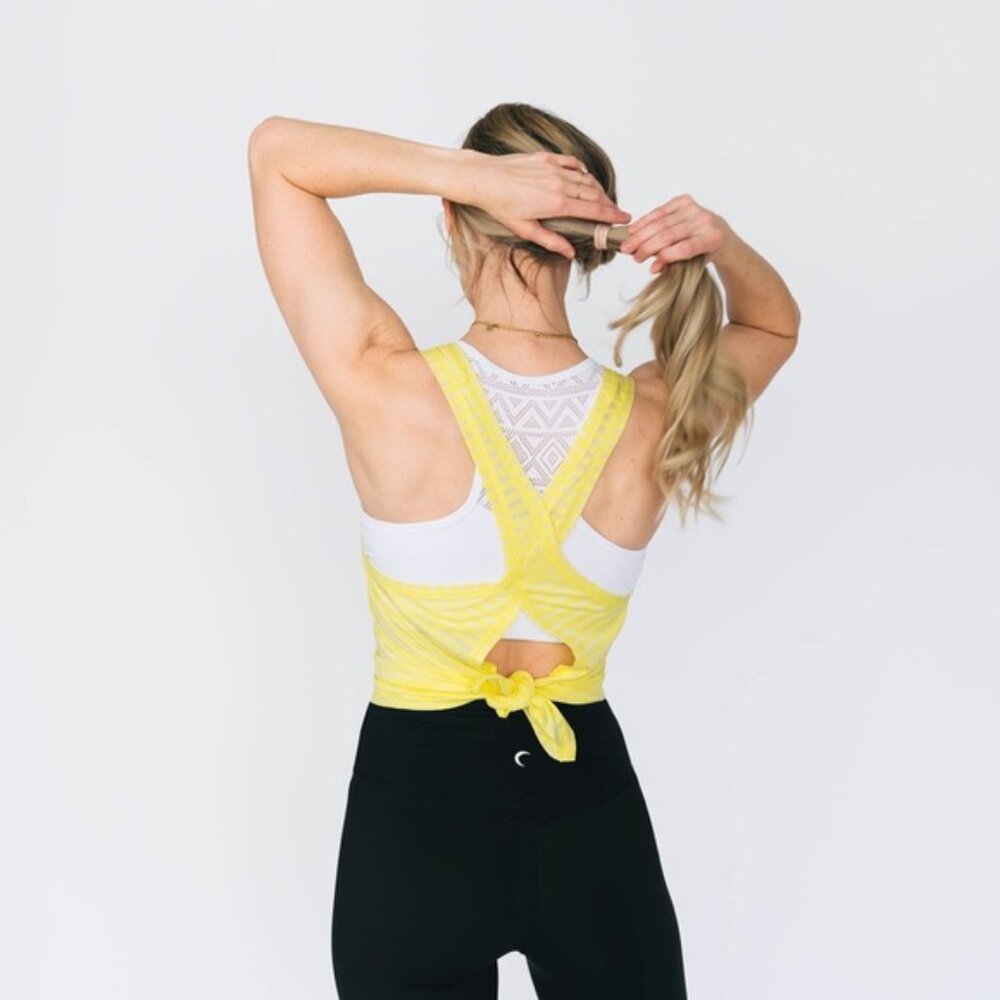 Zyia Active Lemon Nimbus Split Back Tank  I Size Small or Med